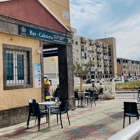 El Papagayo Apartment 2 Mins Walking To The Beach Torrevieja Exterior foto
